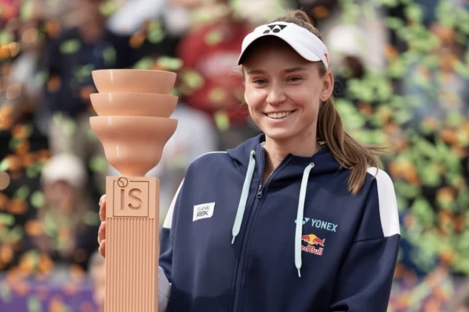 Рыбакина выиграла турнир WTA 500