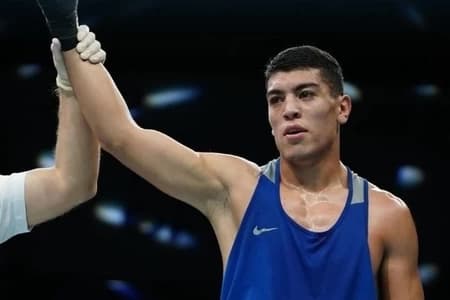 Казахстанца признали лучшим боксером на турнире в Европе