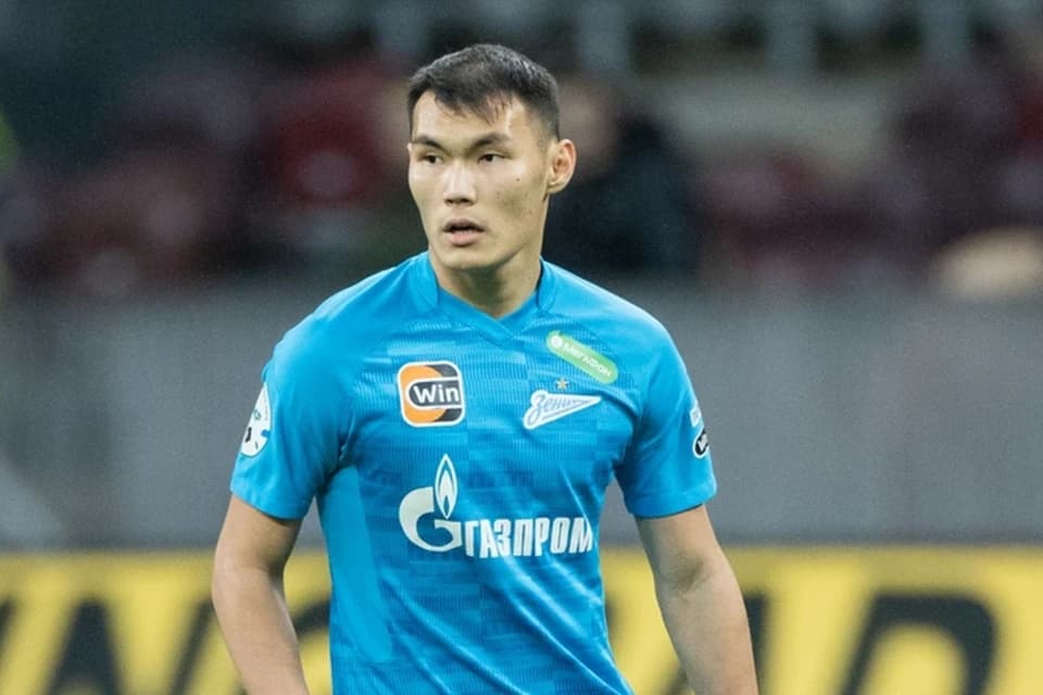 Әліп пен Самородов РПЛ матчында кездесті