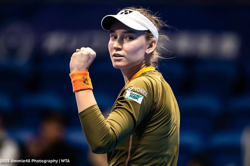 Рыбакина снялась с WTA в Японии