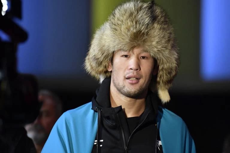 Тренер Рахмонова назвал дату следующего боя Шавката