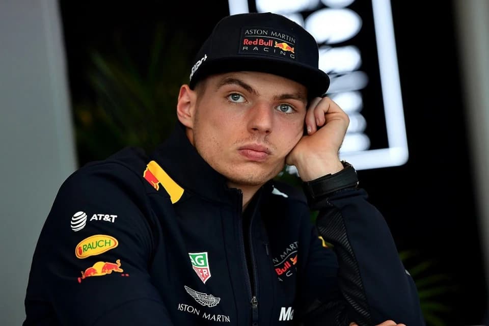 Чемпион Формулы-1 оценил перспективы лидера чемпионата Ферстаппена: Макс выглядит подавлено