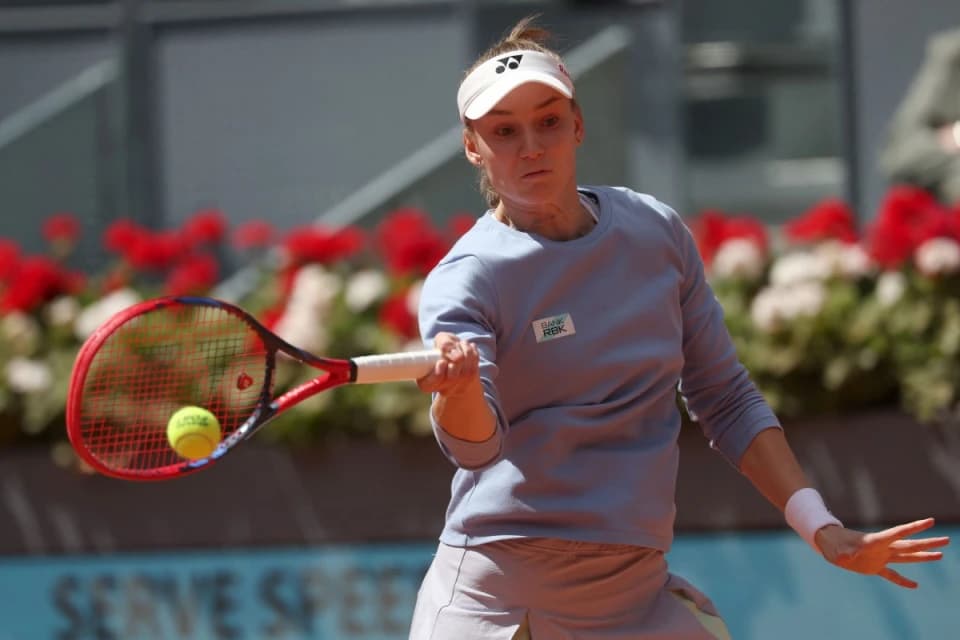 Елена Рыбакина снялась с турнира в Риме