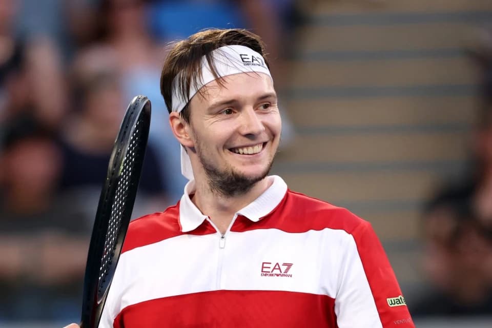 Бублик вышел в 1/8 АО