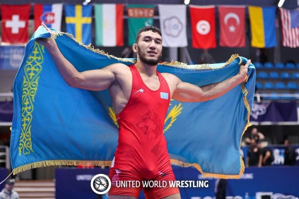 Ризабек Айтмухан стал бронзовым призером молодежного чемпионата мира