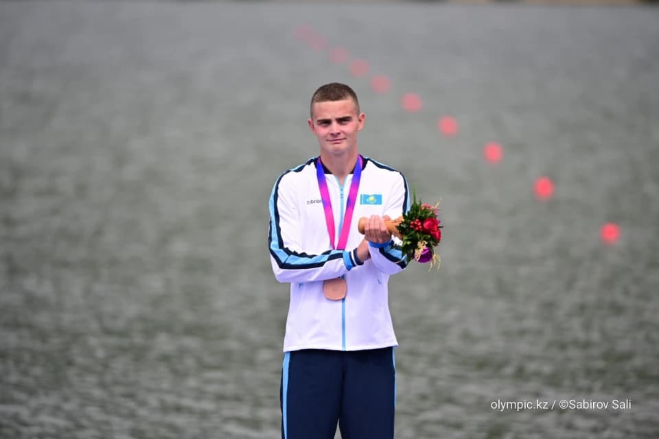 Казахстан завоевал 30 медалей на молодежном чемпионате Азии по гребле на байдарках и каноэ