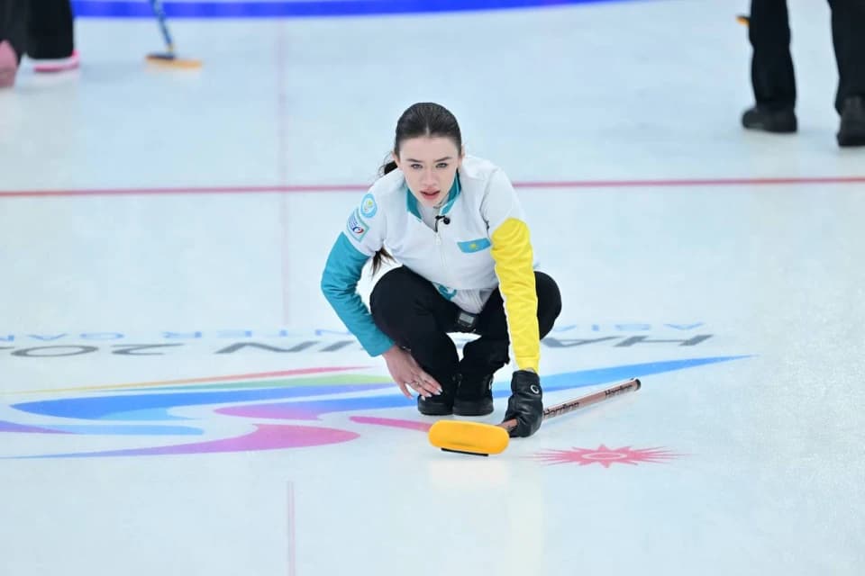 Женская сборная Казахстана по керлингу одержала вторую победу в Харбине