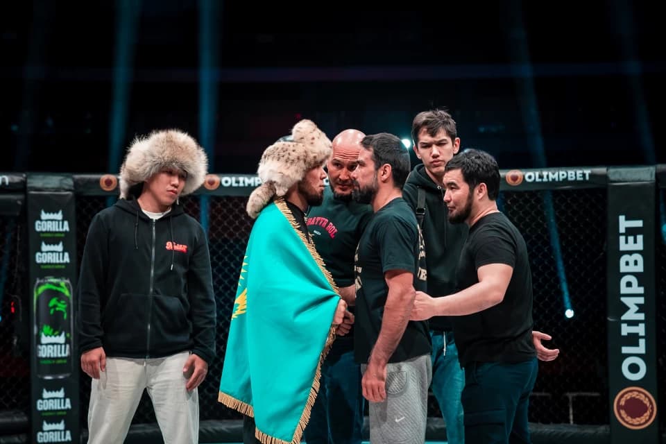 Шертаев выиграл спарринг-партнера экс-чемпиона UFC Оливейры (видео)