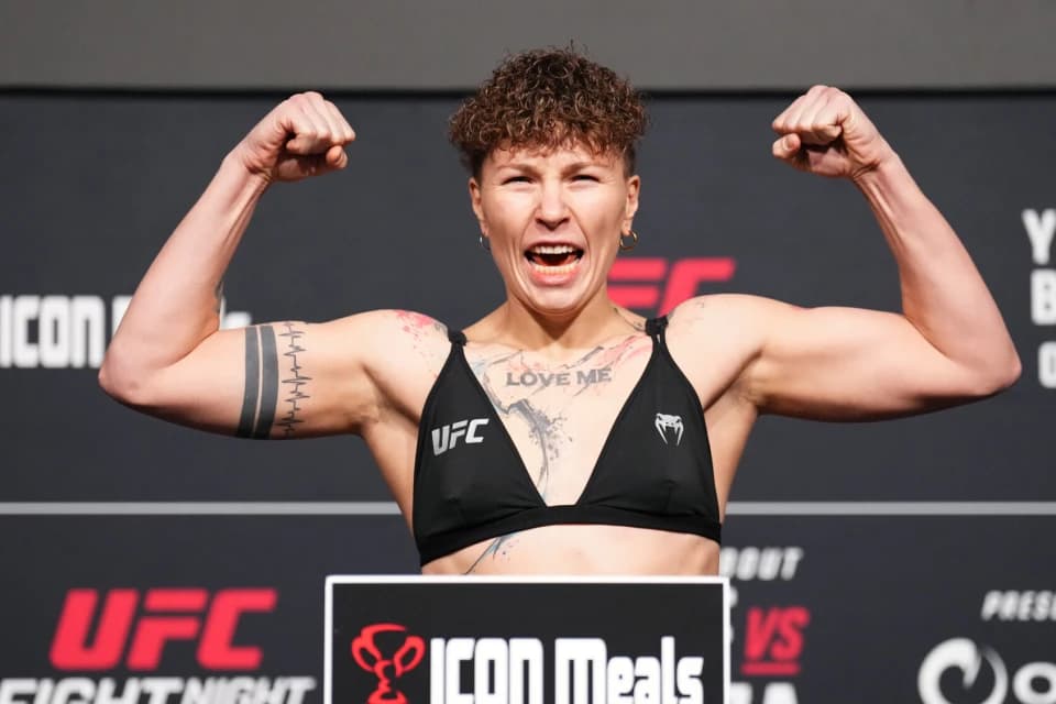 Уроженка Казахстана из UFC дисквалифицирована за применение допинга