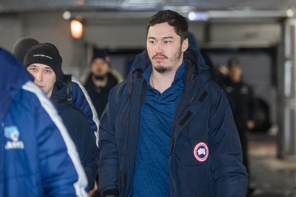 Алихан Асетов набрал 50 очков в КХЛ