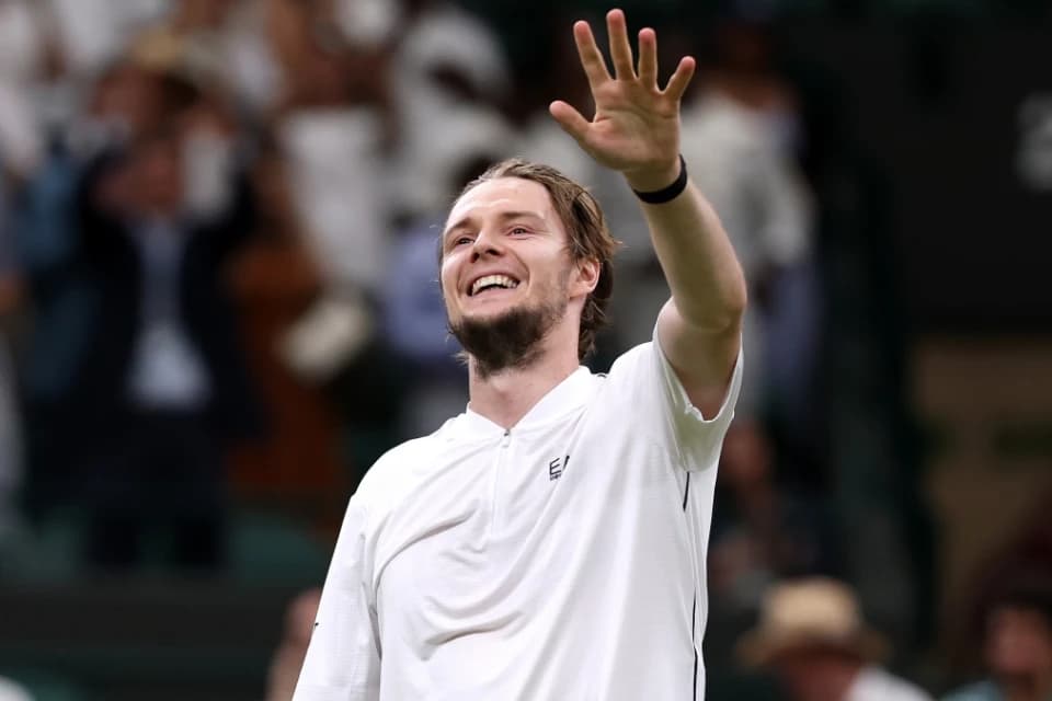 Александр Бублик вышел в полуфинал турнира ATP 250 в Китцбюэле