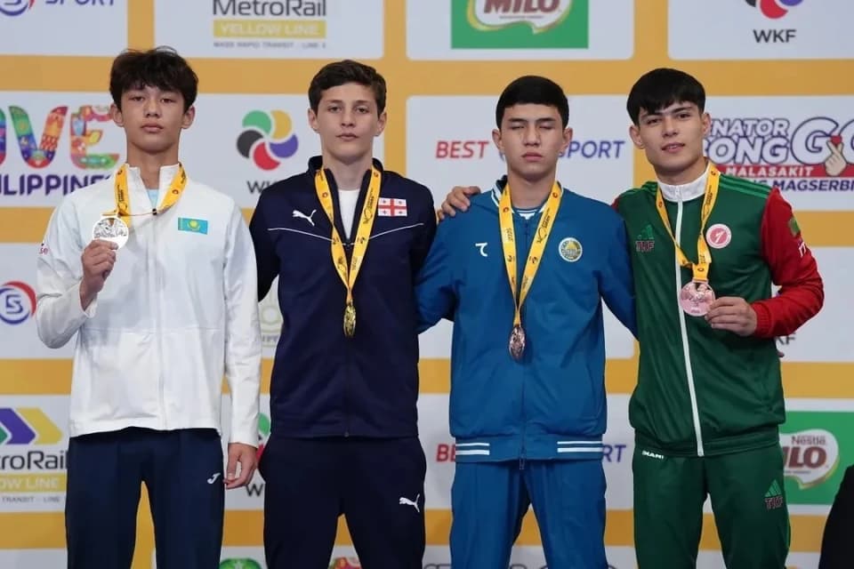 Казахстанцы завоевали четыре медали в первый день Молодежной лиги WKF в Маниле