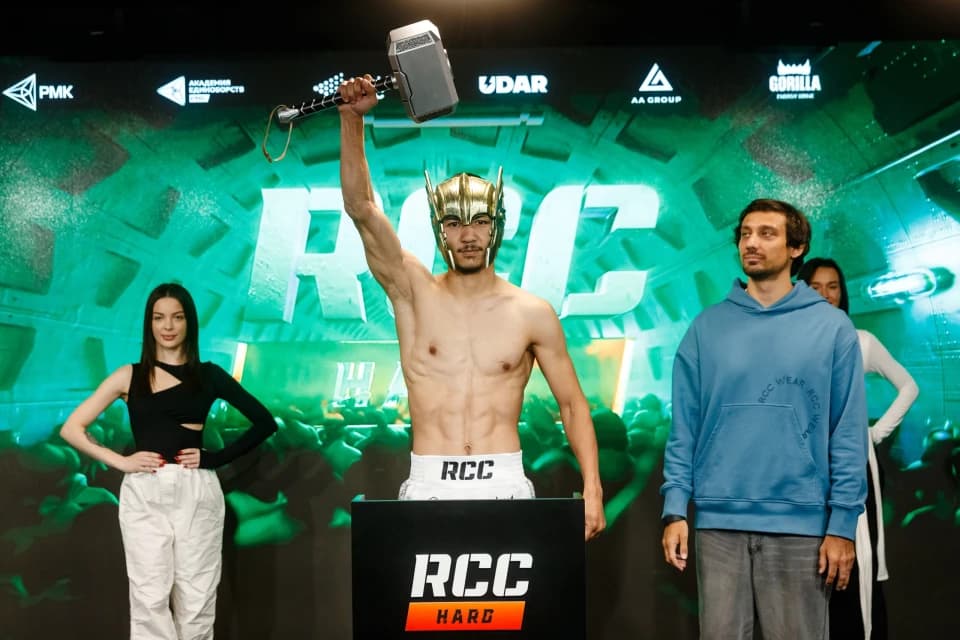 Казахстанец Амиров – финалист гран-при RCC Hard (видео)