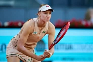 Рыбакина стартовала на турнире в Брисбене