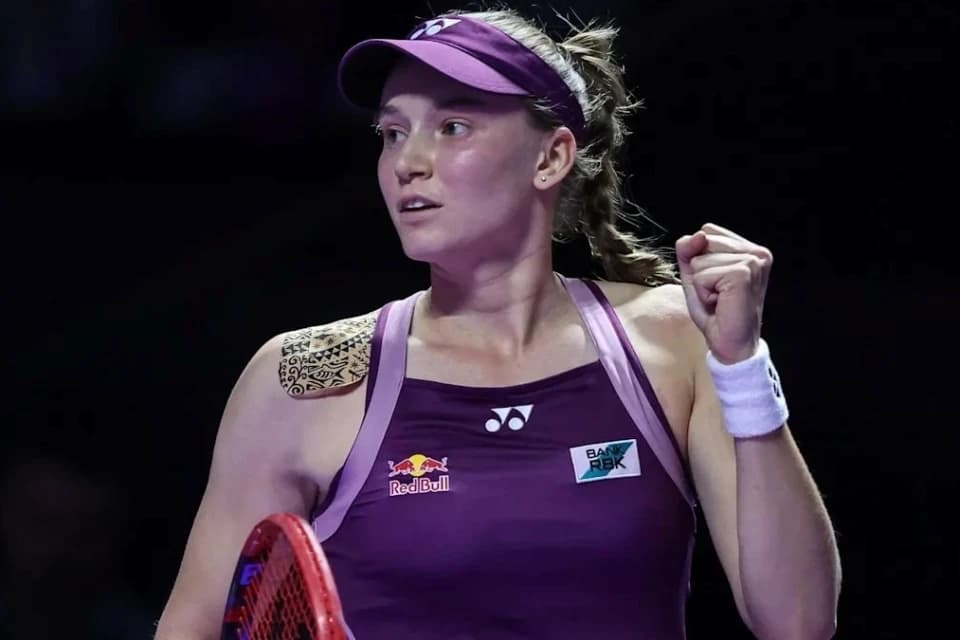 Елена Рыбакина вышла в полуфинал престижного турнира в Майами