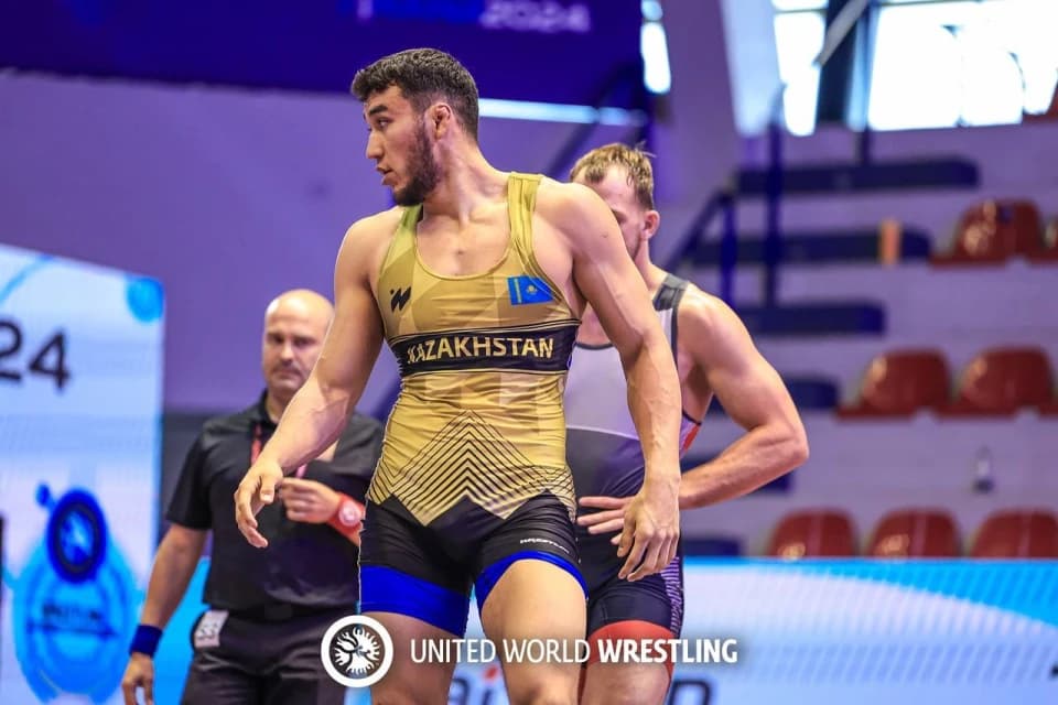 Ризабек Айтмухан вышел в финал Чемпионата мира