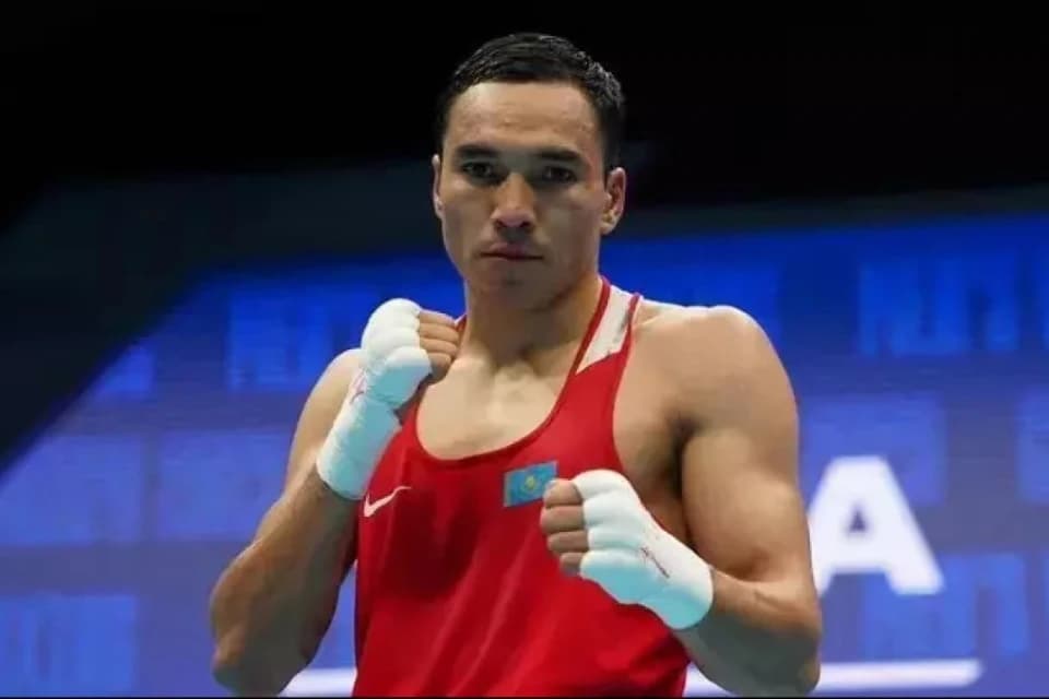 Дулат Бекбауов сразится за звание чемпиона Азии по боксу
