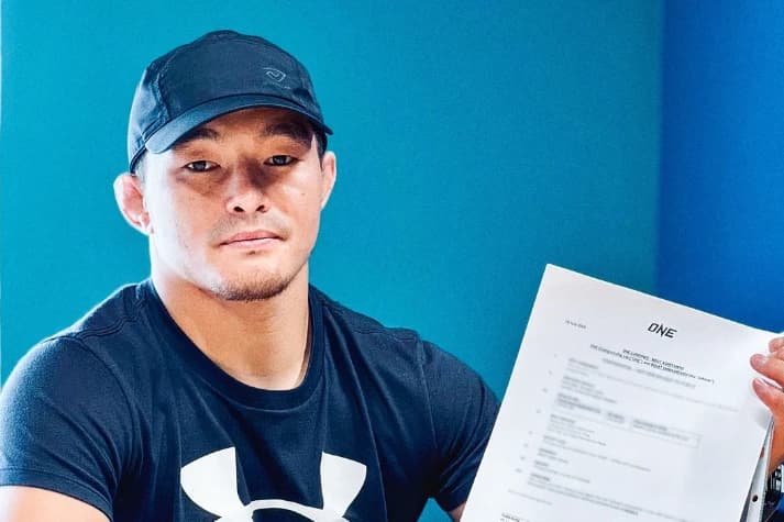 Казахстанец Заманбеков подписал контракт с ONE Championship