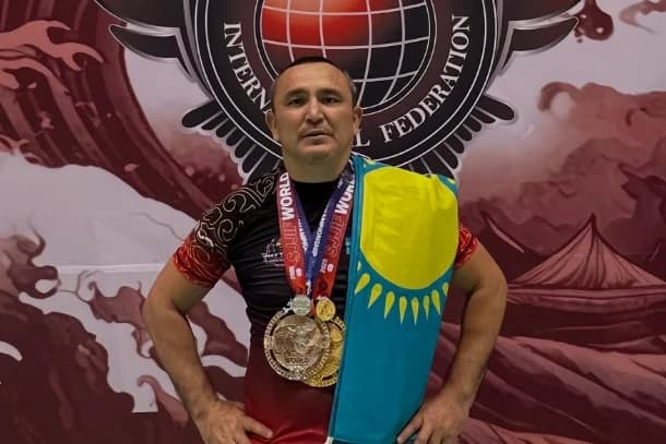 Махметов выиграл Чемпионат мира по джиу-джитсу