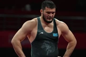Казахстанский тяжеловес стал чемпионом мира по греко-римской борьбе