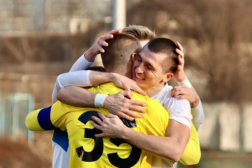 «Иртыш» и «SD Family» продолжают борьбу за Кубок