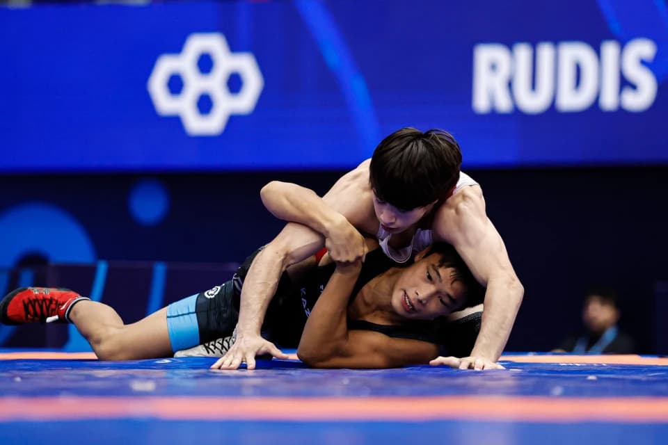 "Классики" Дияр Аманали и Али Алмас поборются за "золото" чемпионата мира U17