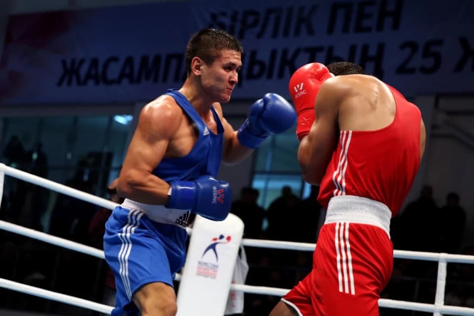 Казахстанские боксеры успешно стартовали на малом чемпионате мира