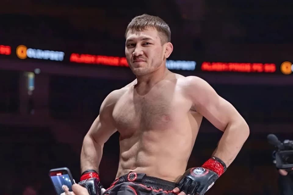Саламат Исбулаев Қытайдағы турнирде нокаутпен жеңіске жетті