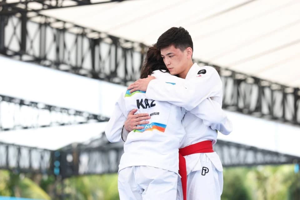 Сборная Казахстана завоевала первую медаль пляжных игр