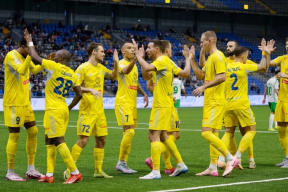 «Астана» вышла в лидеры КПЛ, победив дома «Окжтетпес»