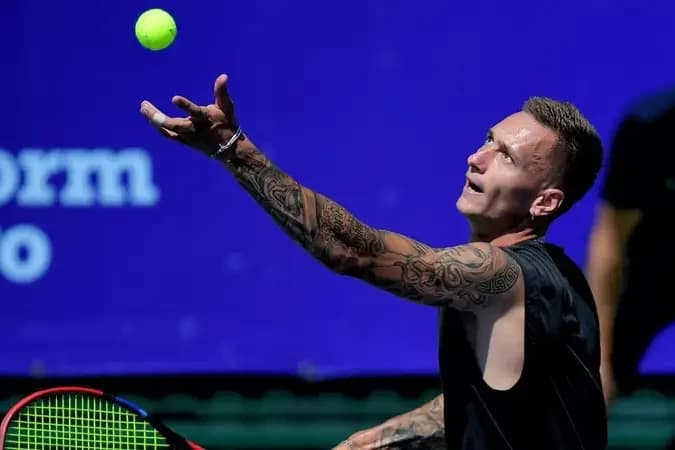 Евсеев вышел в финал квалификации в Гамбурге