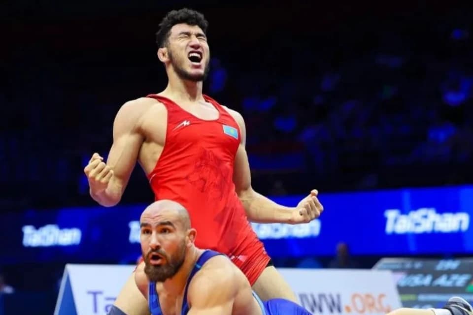 Ризабек Айтмухан сразится за звание чемпиона Азии по борьбе