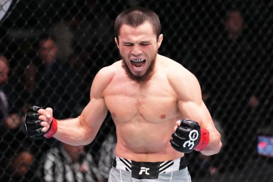 Умар Нурмагомедов проведет бой за титул UFC