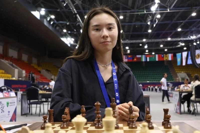 Амина Каирбекова досрочно выиграла чемпионат Казахстана по шахматам среди женщин