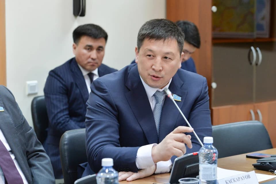 Данияр Каскарауов награжден медалью «За трудовое отличие»