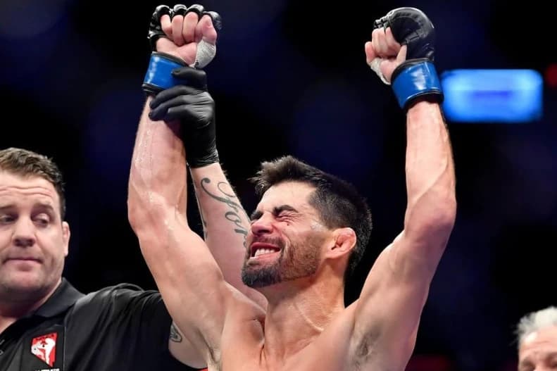 Бывший чемпион UFC уходит из MMA