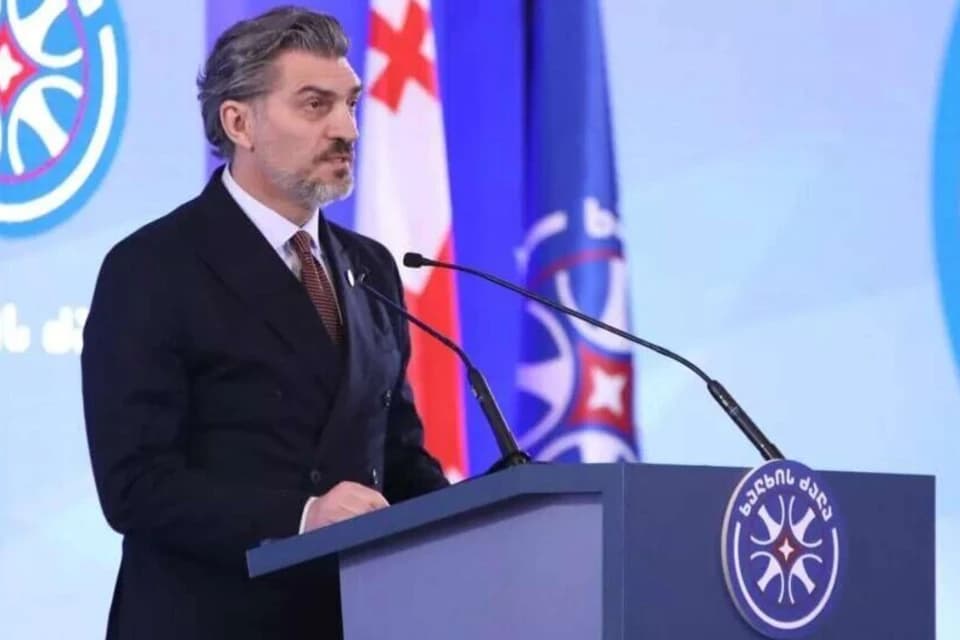 «Манчестер Ситидің» бұрынғы футболшысы Грузия президенті атанды