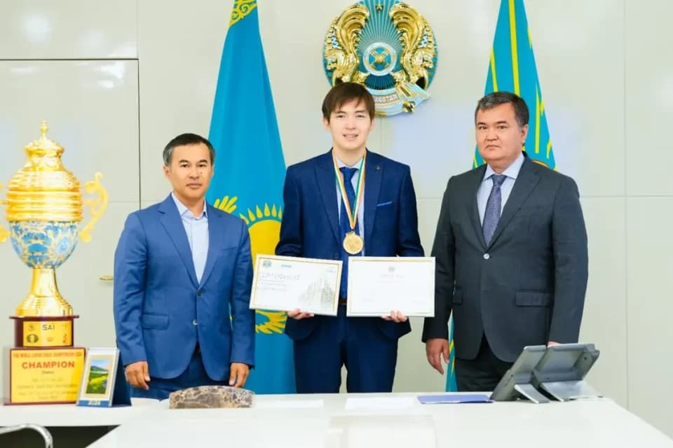 Шахматтан әлем чемпионы Қазыбек Нөгербек екі бөлмелі пәтер табысталды