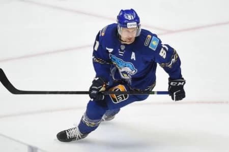 «Барыс» екі легионермен келіссөз жүргізіп жатыр