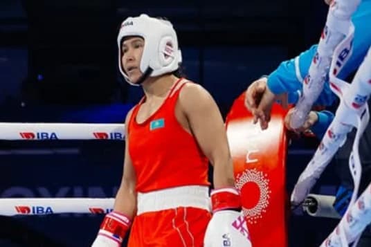 Жайна Шекербекова одержала первую победу на Чемпионате Мира