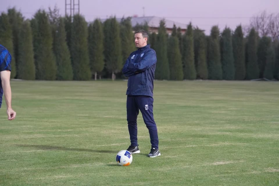 Денис Мамонов: Мен Қазақстан жастар құрамасының аға жаттықтырушысы қызметінен кетемін