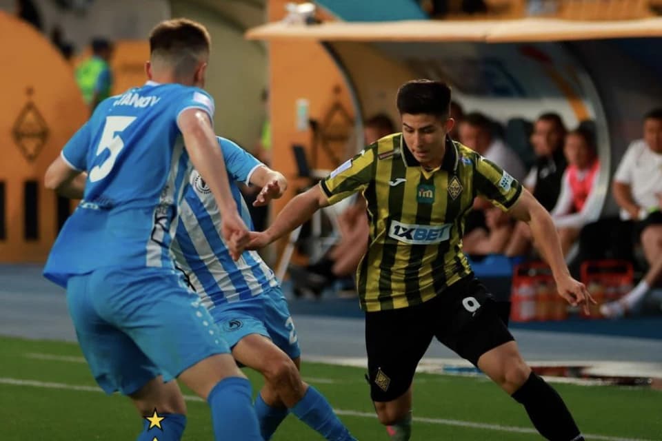 «Оқжетпес» сырт алаңда чемпионды жеңді