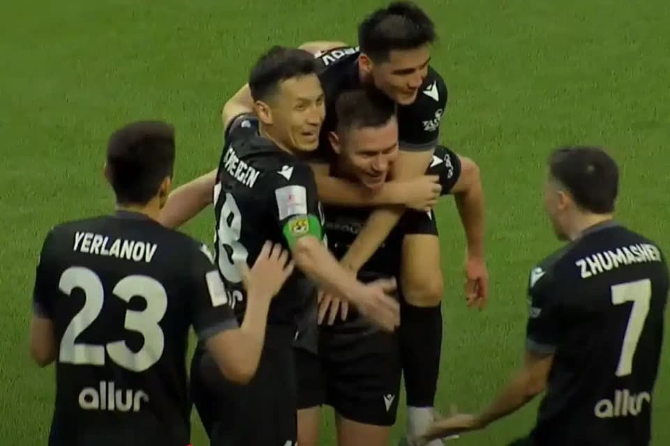 «Тобол» разгромно победил «Атырау»