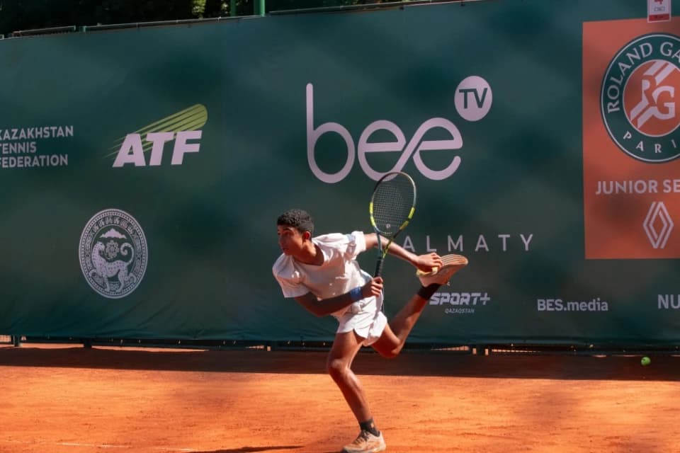 Казахстанские юниоры продолжают борьбу за путевки в финал «Roland Garros Junior Series»