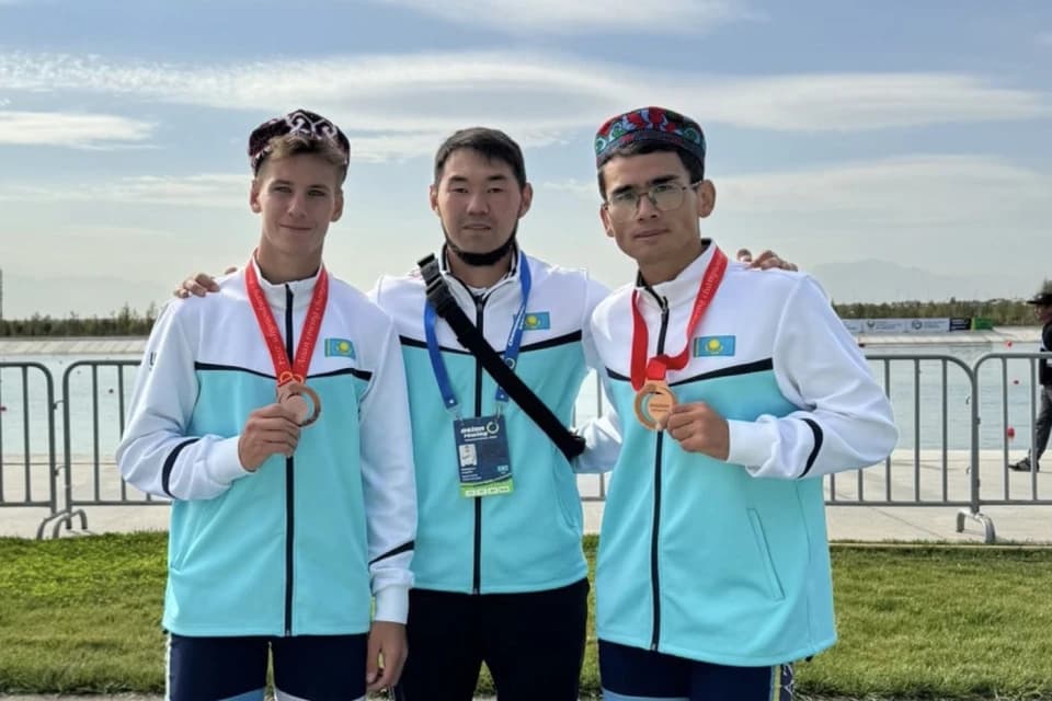 Ескек есуден Қазақстан құрамасы Азия чемпионатында төрт жүлдеге ие болды