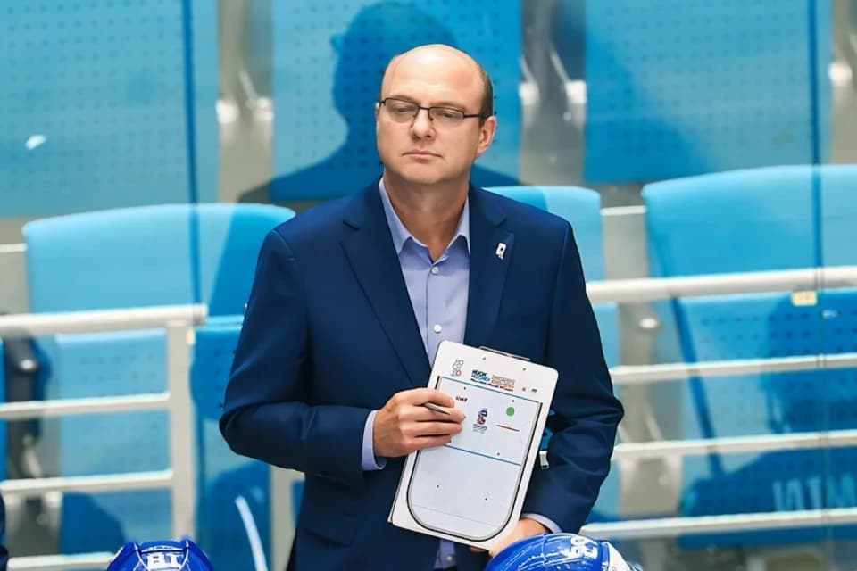 У «Снежных Барсов» новый тренер
