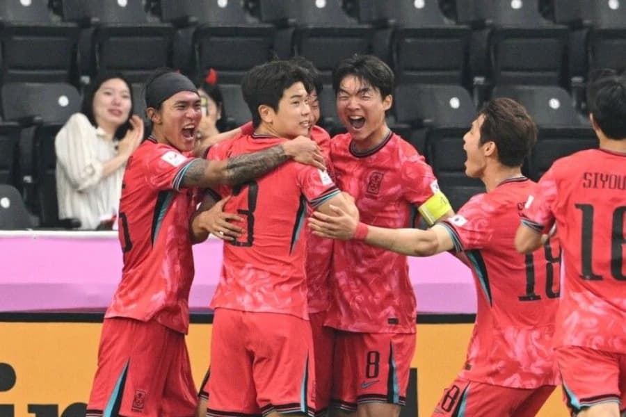 Определились еще четыре участника плей-офф Кубка Азии (видео)