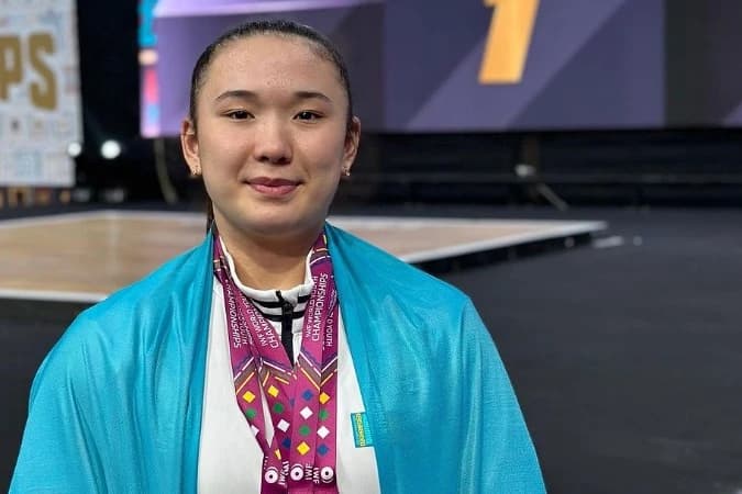 Казахстанская тяжелоатлетка выиграла чемпионат мира среди юношей в Перу