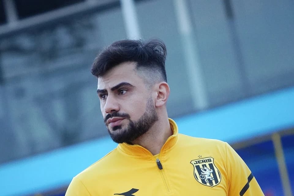 «Женис» сенсационно обыграл чемпиона