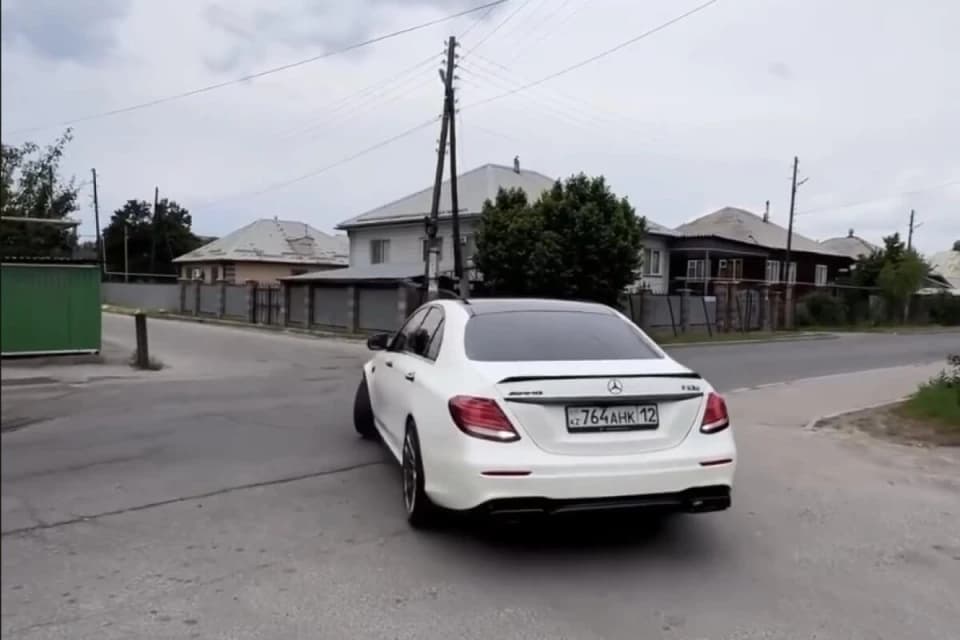 Нұрәлі Әліп қымбат көлік сатып алды